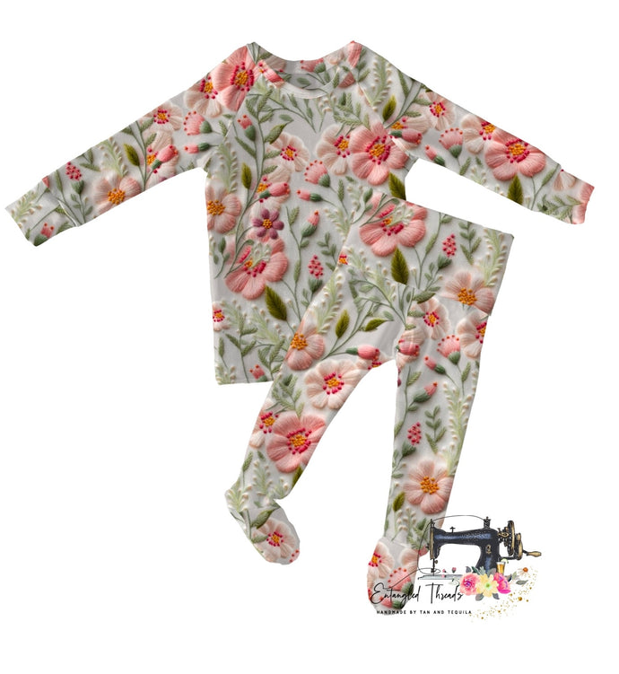 Raglan Set In Pink Floral Embroidery